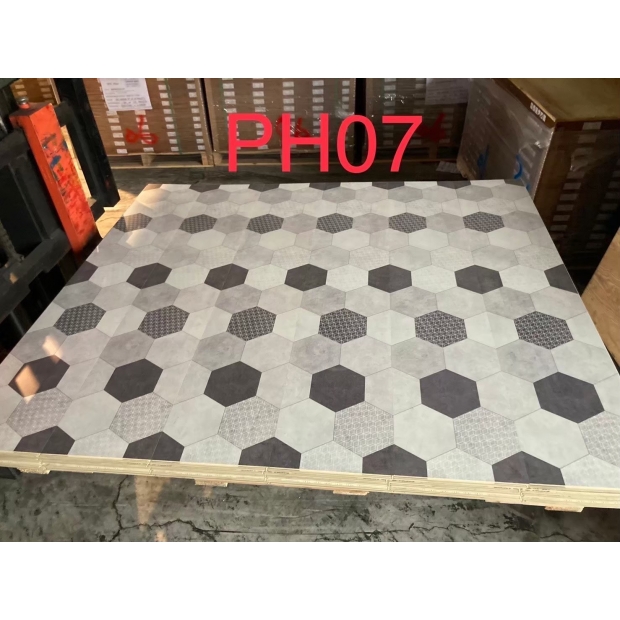 LINE_ALBUM_Laiv 花磚_250618_7.jpg